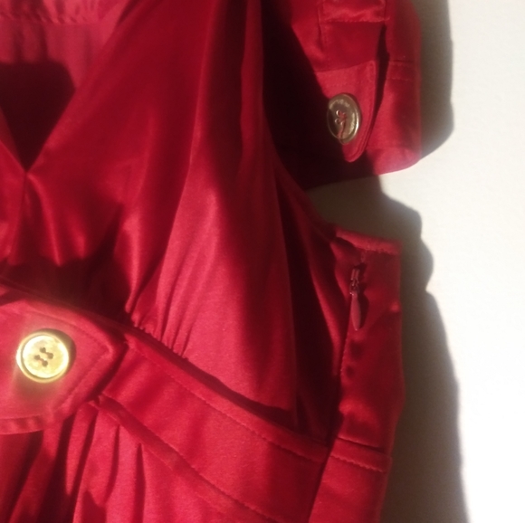 Dress - Picture 5 of 10